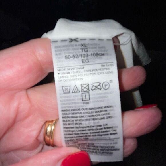 Banana Republic sequined camisole tank top XL - Picture 6 of 6